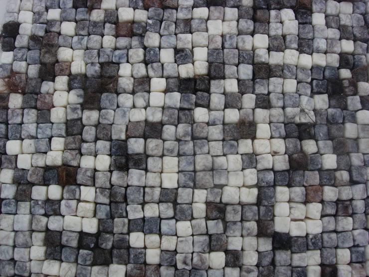 20,000 cubes ( close up)
